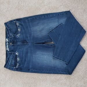 Seven7~Woman Size 12~Blue Denim Mid Rise Skinny Jeans Stretch Embellished.